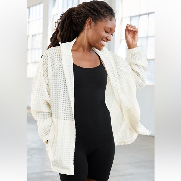 Fabletics Women's Lightweight Jacket 
Sz Medium - Picture 1 of 7